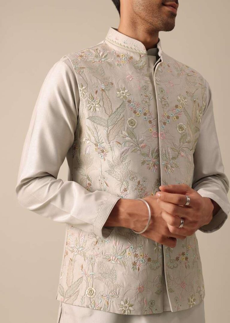 The Ultimate Guide to Trendy Wedding Kurta for Men